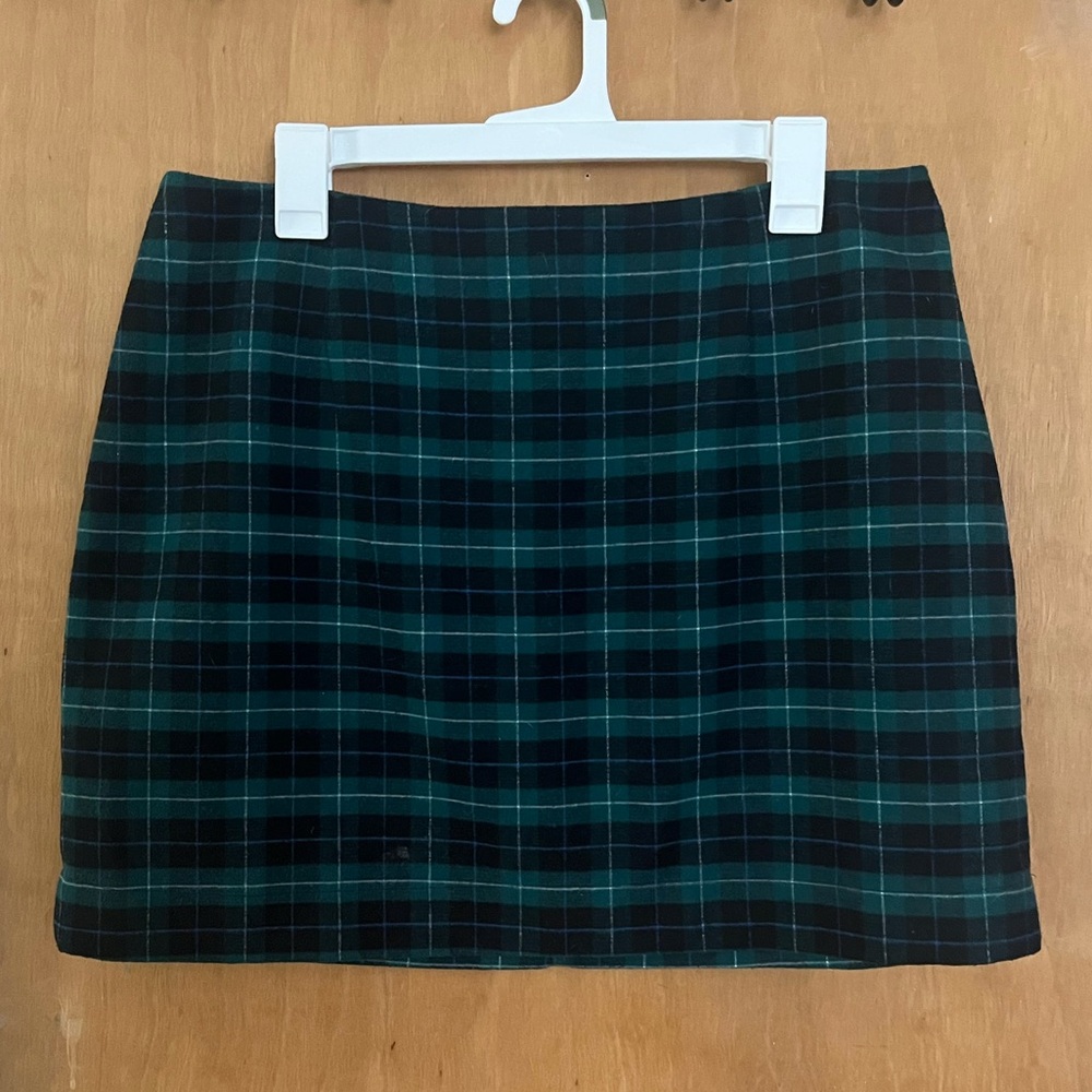 Old Navy Green Plaid Mini-Skirt